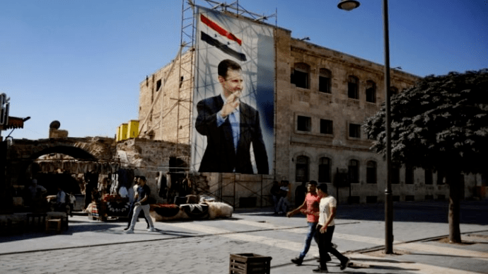 Более 300 человек пострадали при стрельбе во время празднования победы Асада в Сирии