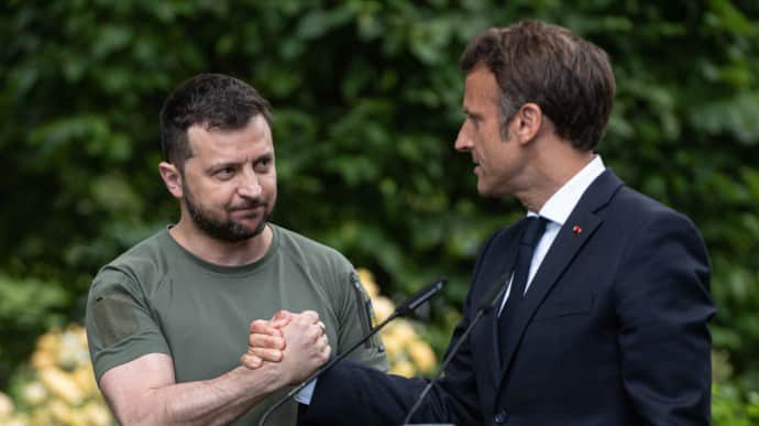 Україна та Франція почали переговори щодо гарантій безпеки