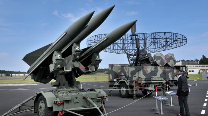 Spain supplies Ukraine with HAWK air defence systems battery