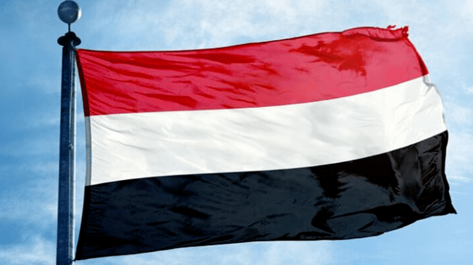 Четверо военных погибли из-за удара беспилотников хуситов по военной базе в Йемене