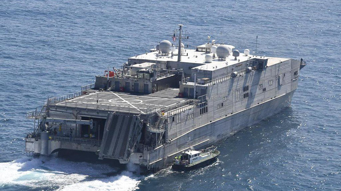У Чорне море прямує транспортно-десантний корабель ВМС США