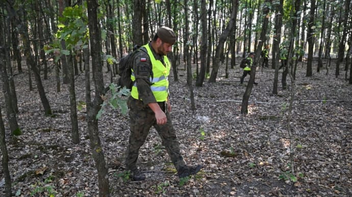 Poland continues to search for alleged Shahed drone that entered country's airspace on 26 August