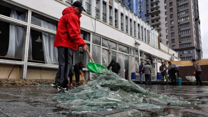 Кількість потерпілих від ракетного удару по Одесі зросла до 9, постраждав Палац спорту