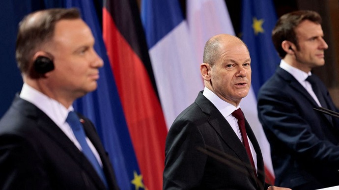 Макрон, Дуда и Шольц обсудили в Берлине ситуацию вокруг Украины