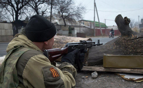 Ночь в АТО: Боевики активизировали обстрелы, велся снайперский огонь