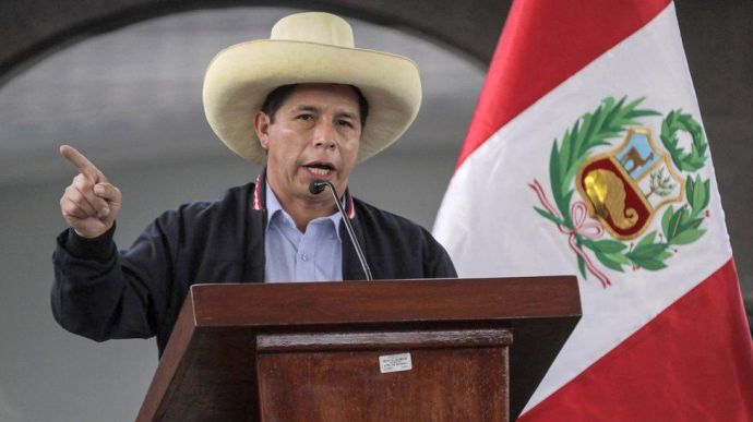 Колишній сільський учитель буде президентом Перу