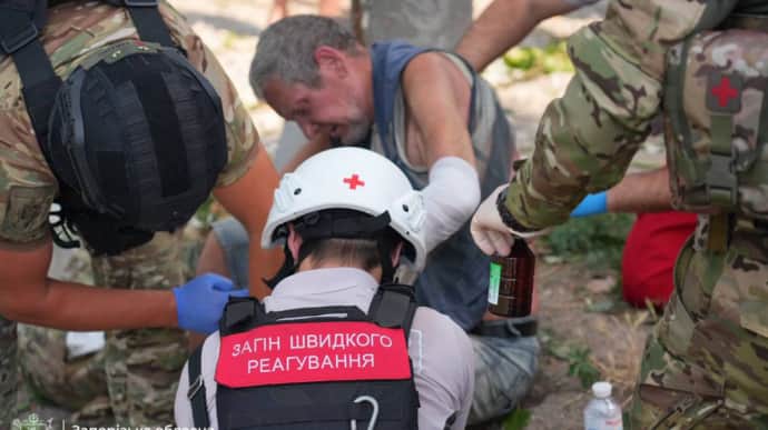 БпЛА атакували Запоріжжя: постраждала будівля університету, житлові будинки, 10 поранених