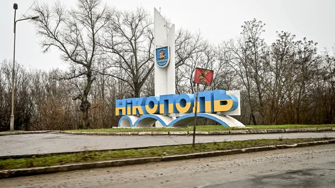Россияне обстреляли Никополь: ранили двух юношей, один в тяжелом состоянии