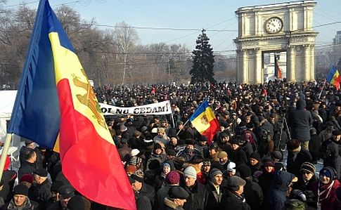 В Молдове возобновились антиправительственные протесты