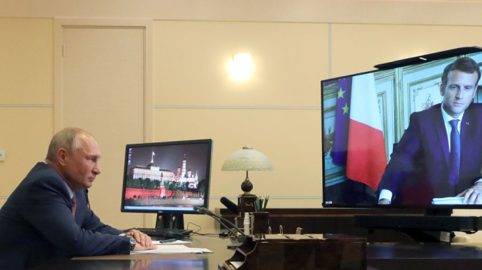 Макрон созвонится с Путиным, чтобы услышать разъяснение намерений по Украине