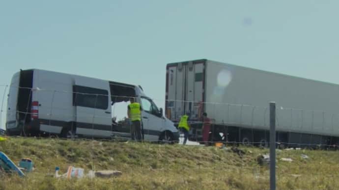 МЗС повідомило про смертельну аварію з українським мікроавтобусом у Польщі