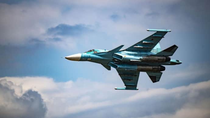 10 самолетов за 10 дней: Forbes пишет, что Украина бьет ракетами к Patriot и NASAMS, которые заканчиваются
