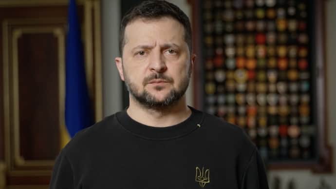 Zelenskyy sends government representatives to border with Poland and calls for meeting with PM Tusk – video