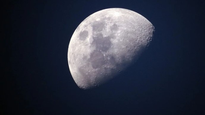 Китайский зонд Chang'e 5 достиг Луны и готовится совершить посадку