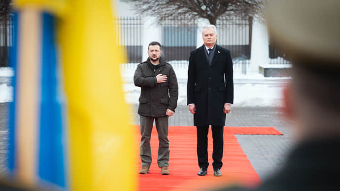 President Zelenskyy pays unannounced visit to Lithuania