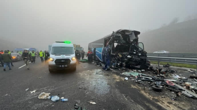 Two Ukrainians among injured in major road accident in Türkiye