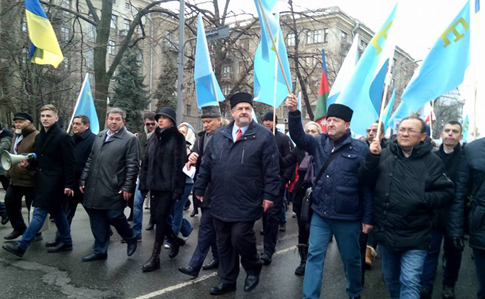 В Киеве проходит Марш солидарности с крымскотатарским народом 