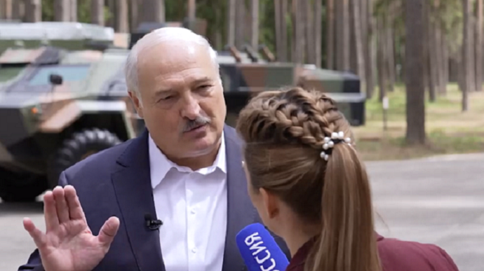 Лукашенко лякає, що Путін застосує ядерну зброю, коли буде загнаний у кут