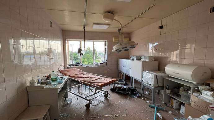 Russian missile hits hospital in Mykolaiv – mayor