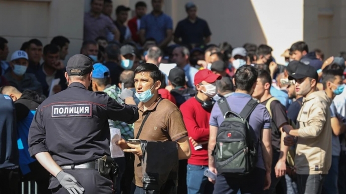 Russia forcibly recruits labour migrants for war against Ukraine – Ukrainian intelligence