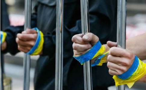 Минимум 4 задержанных в Украине готовят к обмену на политзаключенных – адвокат