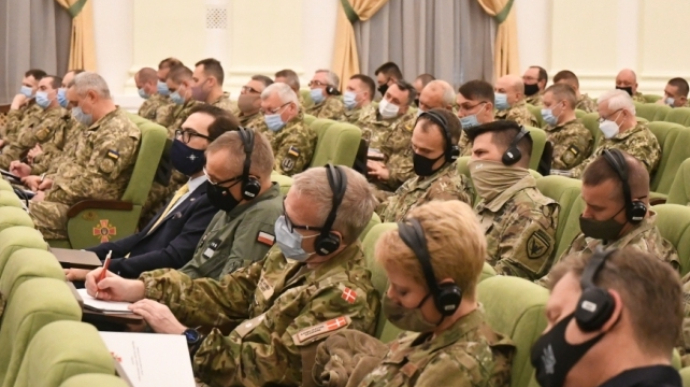 Угроза прямой агрессии РФ сохраняется: в Киеве начался оперативный сбор ВСУ