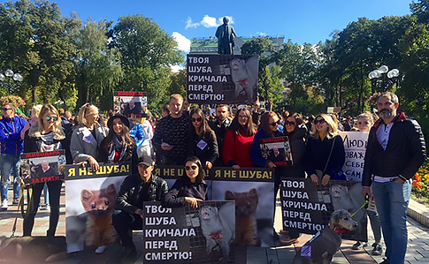 В Киеве тысячи человек вышли на Марш за животных