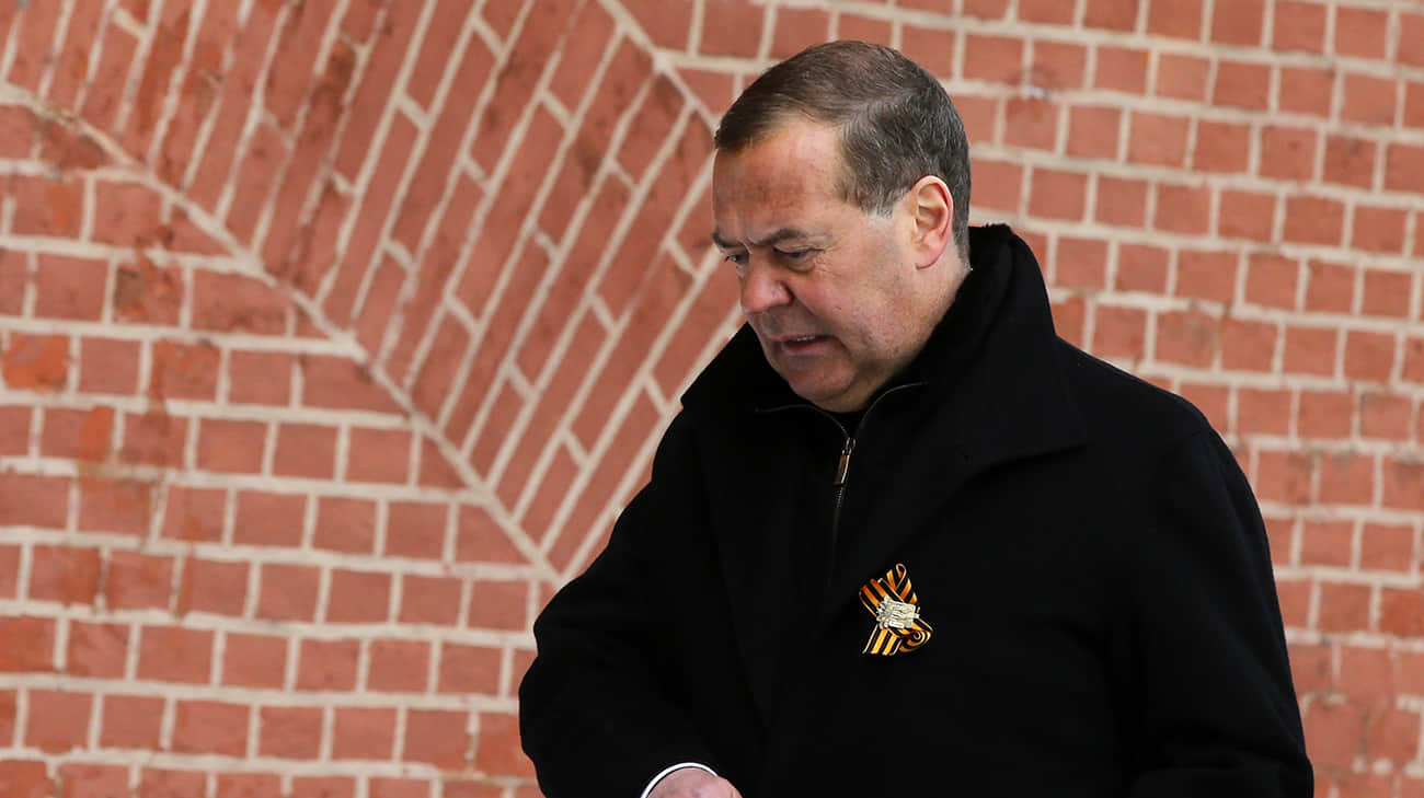 Medvedev calls for retaliation after assassination of Russia's nuclear troops general