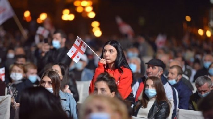Предварительные результаты выборов в Грузии: лидирует Мечта, оппозиция говорит о фальсификацях
