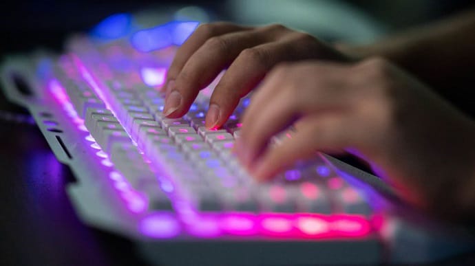Сдохнете, оккупанты голимые: украинские хакеры взломали онлайн-конференцию РЖД