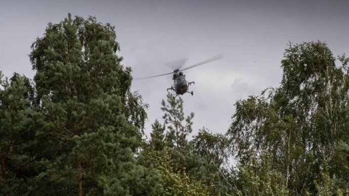Польща залучить гелікоптери до охорони кордону з Білоруссю