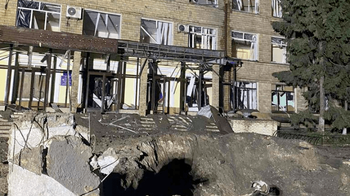 Russian army launches attack on Kharkiv: 3 people wounded, child is in serious condition