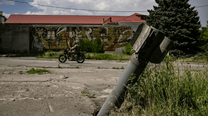 Зведення Генштабу: На сході росіяни кидають сили на оточення ЗСУ біля Лисичанська