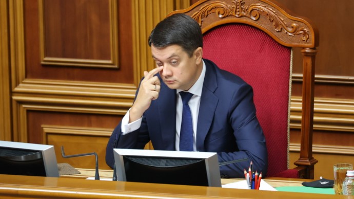 Слуги о возможности забрать мандат у Разумкова: Юристы говорят, есть основания