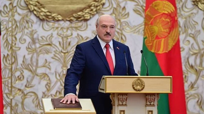 Лукашенко заявил, что не оставит безнаказанной смерть работника КГБ