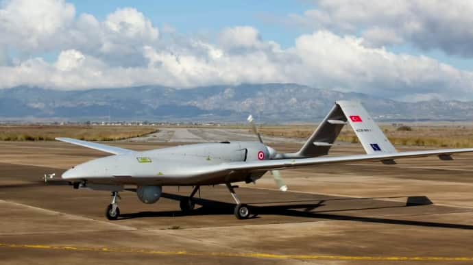 Turkish company gifts Bayraktar drone to Ukraine's Defence Intelligence on Independence Day
