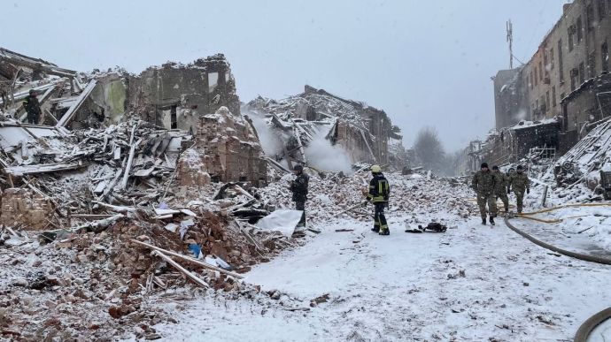 Russian bomber attacks army base in Kharkiv, killing four