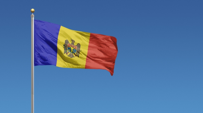 Після обшуків у парламенті Молдова висилає співробітника посольства РФ