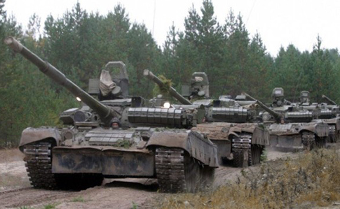 Разведка: Из РФ на Донбасс едет военная техника - танки, БМП, боеприпасы