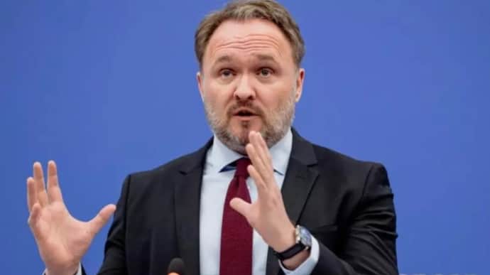 EU vows they won't import even a single molecule of Russian oil and gas