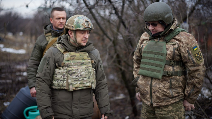 Зеленський пов’язав загострення на Донбасі із спробою тиску на ТКГ