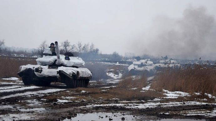 Боевики на Донбассе сбрасывали снаряд с беспилотника и ранили украинского бойца