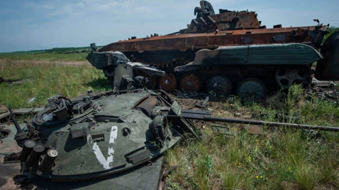 Russia runs out of Soviet-era tanks and artillery