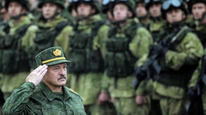 Беларусь еще раз продолжила военные учения