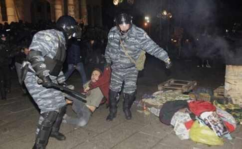 Справи Майдану: за розгін студентів підозру вручено ексбійцю Беркуту