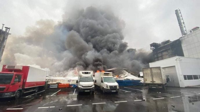Shell hits spray foam warehouse in Chayka near Kiev setting it on fire