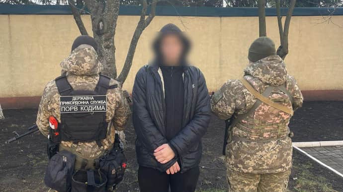 Волки помешали нарушителю незаконно попасть в Молдову: пришлось звать пограничников