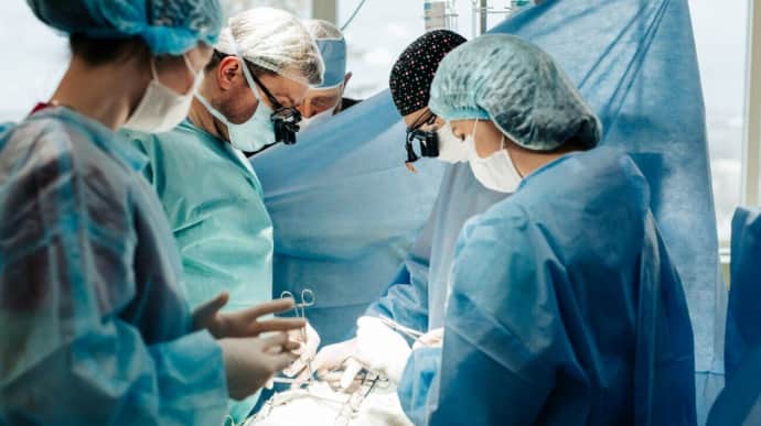 Malignant tumour removed via heart autotransplantation for first time in Ukraine
