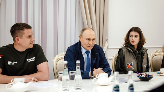 Russia claims Putin visited location in Kursk Oblast 100 km from Ukraine border – photos