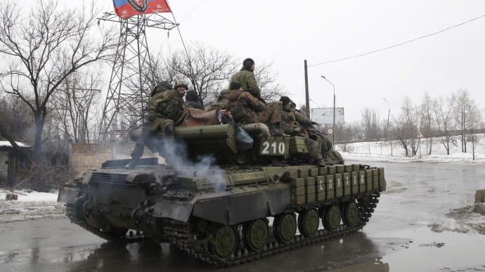 Оккупанты усиливают позиции на Донбассе – стянули 275 единиц военной техники